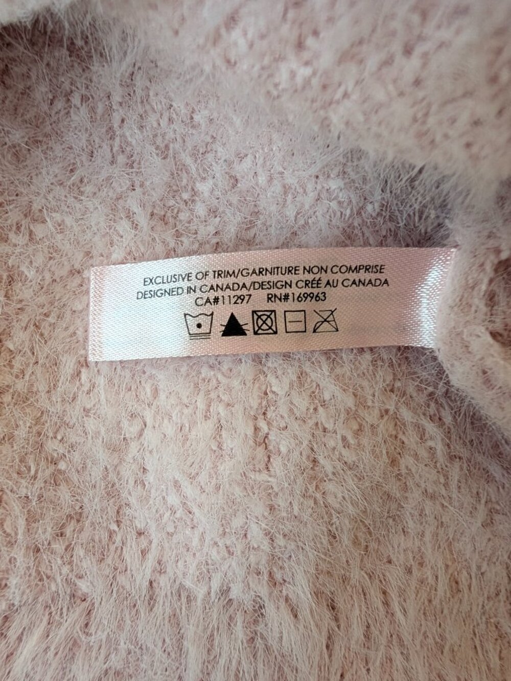 La Vie en Rose Fuzzy Eyelash Knit Crop Tank | Medium - Picture 8 of 10